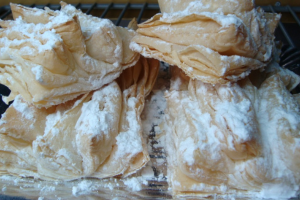 VIROLOS: DULCE TÍPICO Y MARAVILLOSO DE BAEZA